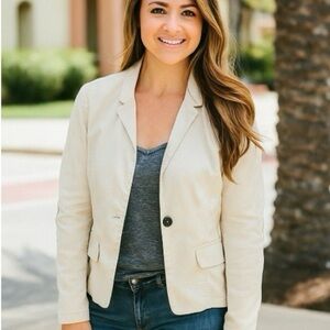 Chic Cream Women's Blazer